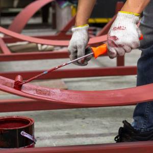 Distribuidor de Tinta Industrial para soluções anticorrosivas