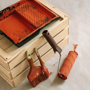 aguarrás na manutenção de ferramentas para pintura